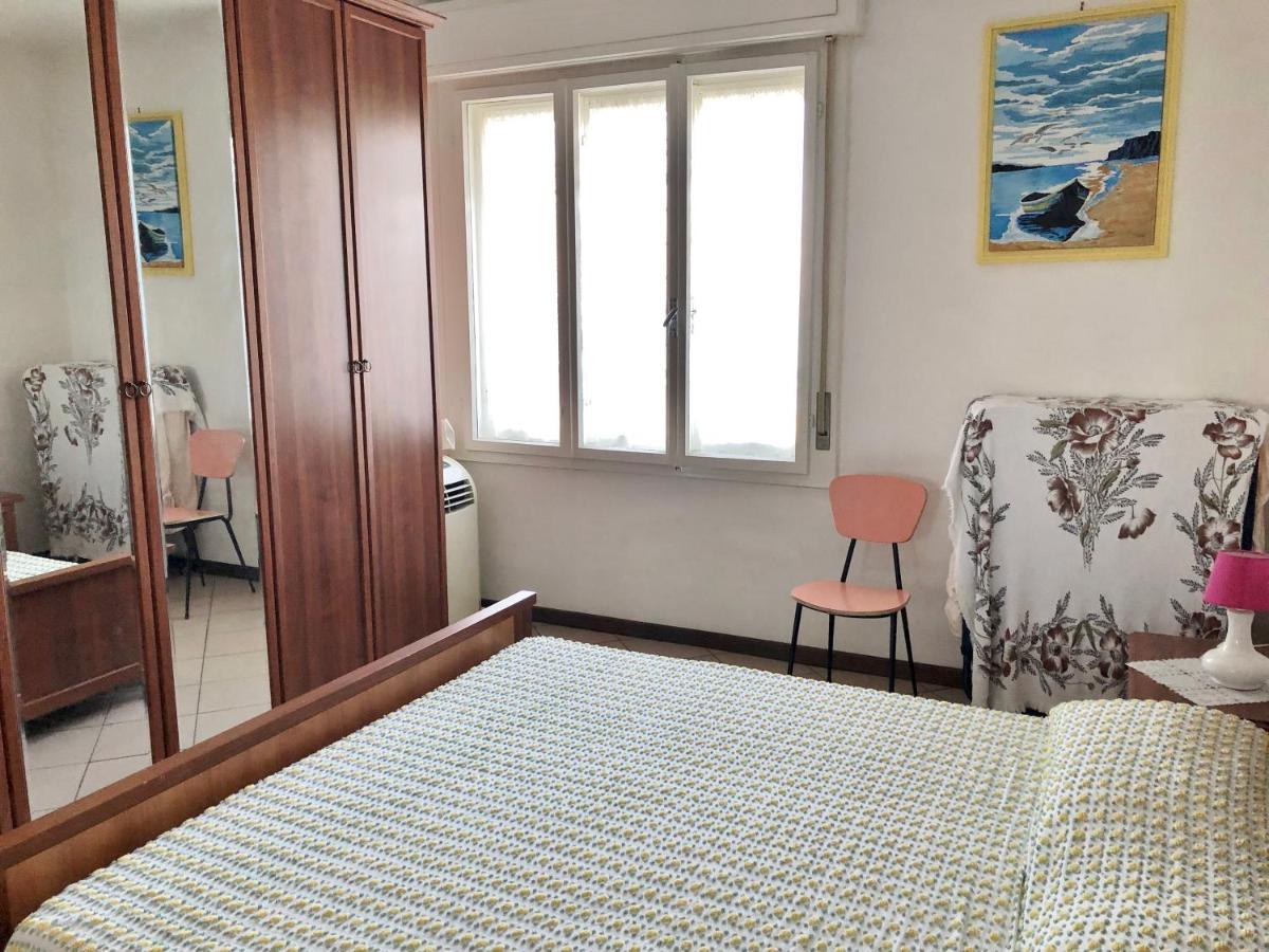 Castellan I Apartamento Grado Exterior foto